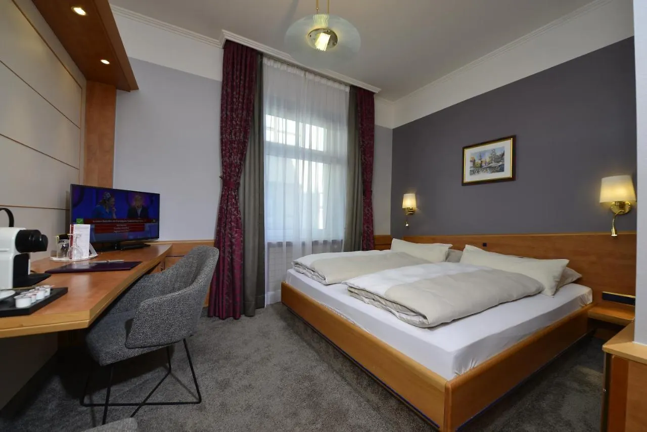 Hotel Torbraeu Munich