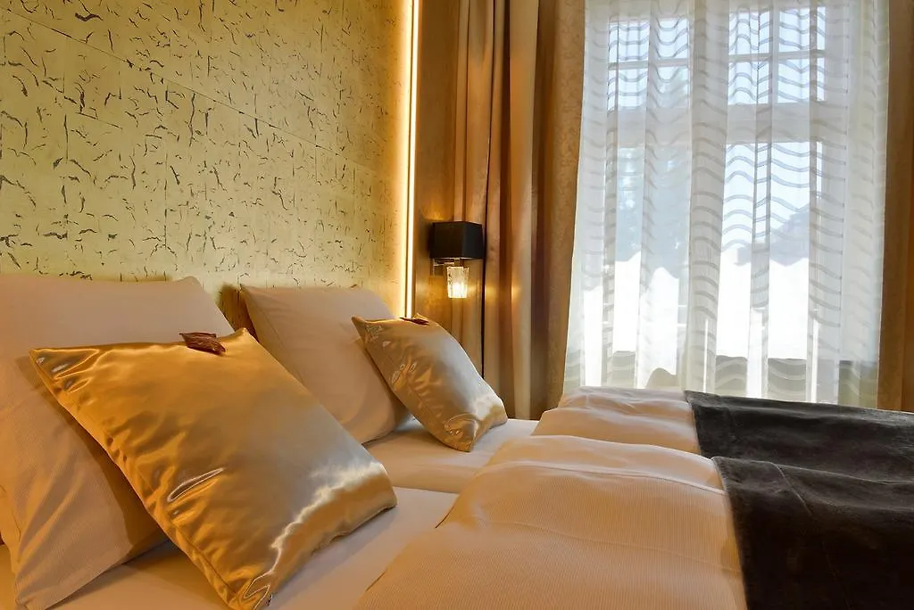 Hotel Torbraeu Munich