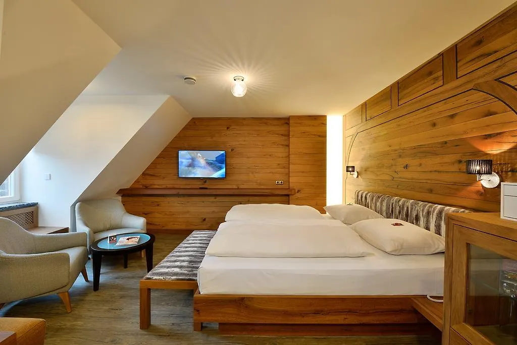 Hotel Torbraeu Munich